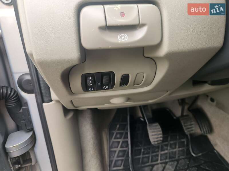 Минивэн Renault Scenic 2005 в Полтаве