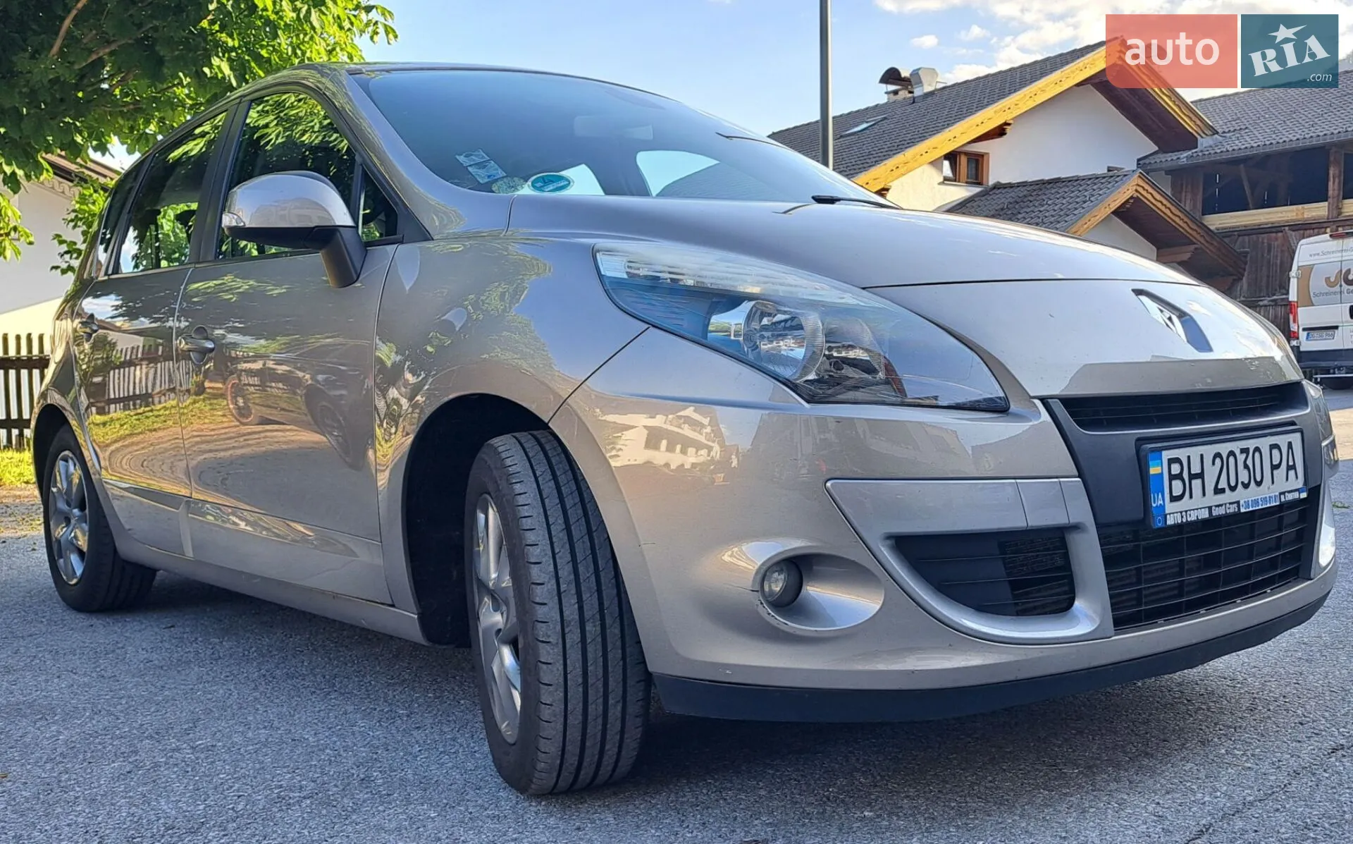 2011 Renault Scenic - мініатюра 2