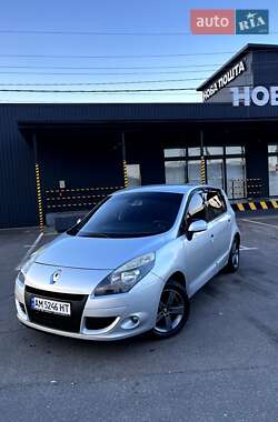 Мінівен Renault Scenic 2010 в Бучі