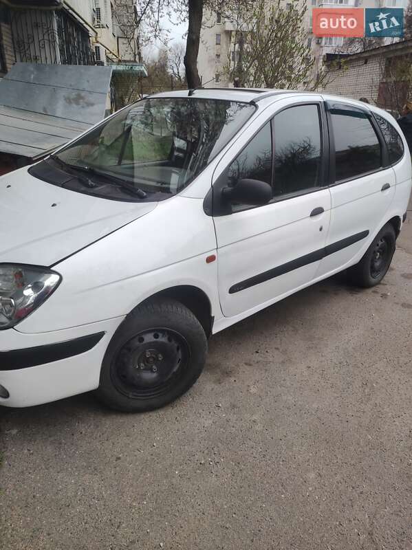 Мінівен Renault Scenic 2002 в Черкасах
