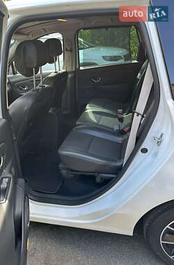 Минивэн Renault Scenic 2013 в 