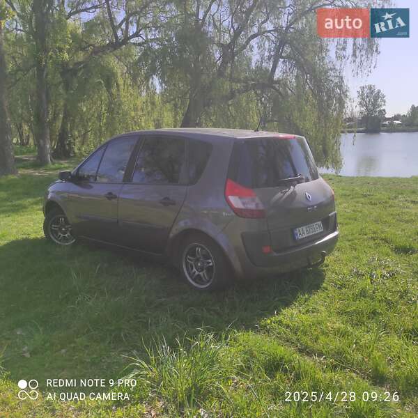 Минивэн Renault Scenic 2005 в Киеве