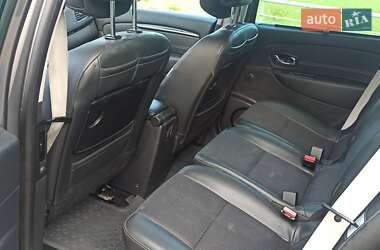 Минивэн Renault Scenic 2013 в 
