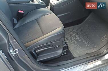 Минивэн Renault Scenic 2013 в 