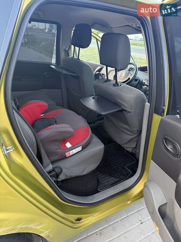 Минивэн Renault Scenic 2006 в Львове