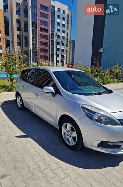 Мінівен Renault Scenic 2014 в Рівному