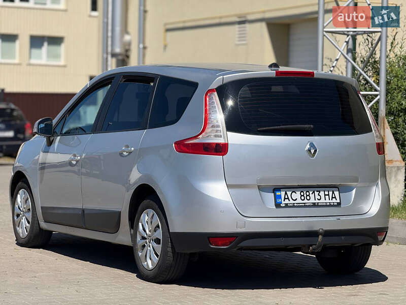 Минивэн Renault Scenic 2012 в Рожище