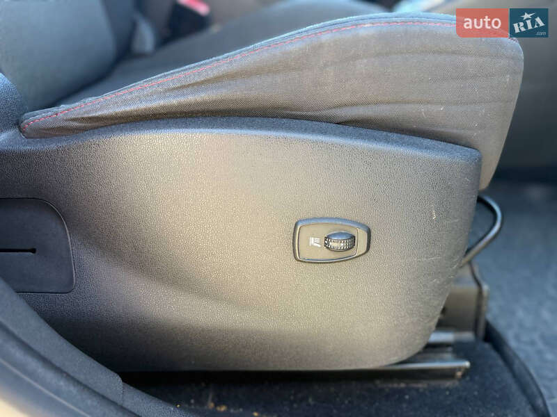Минивэн Renault Scenic 2012 в Рожище