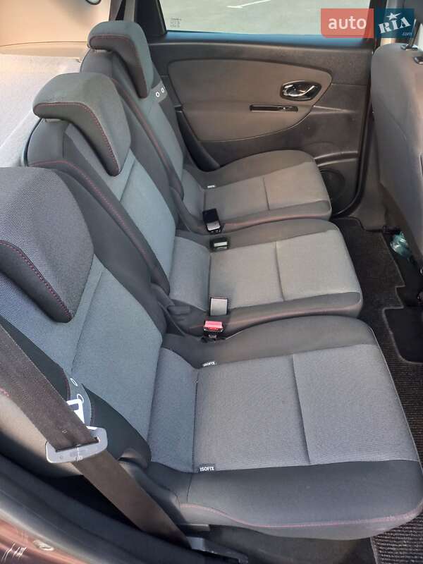 Минивэн Renault Scenic 2012 в Радивилове