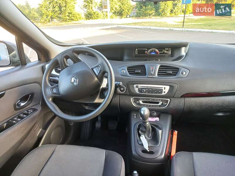 Минивэн Renault Scenic 2012 в Радивилове