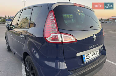 Минивэн Renault Scenic 2009 в 