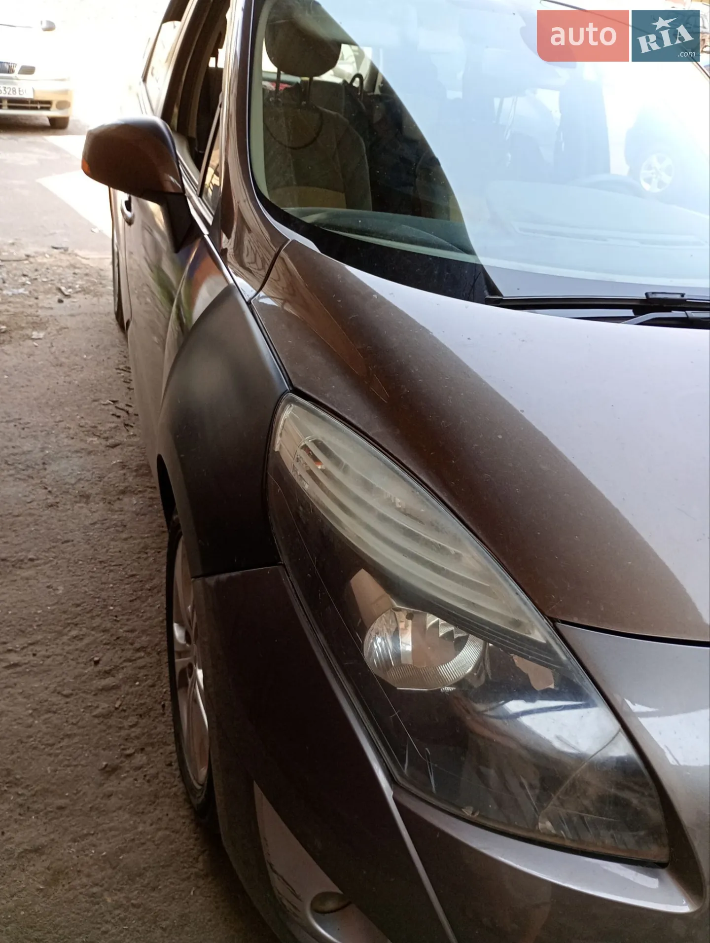 2011 Renault Scenic - мініатюра 2