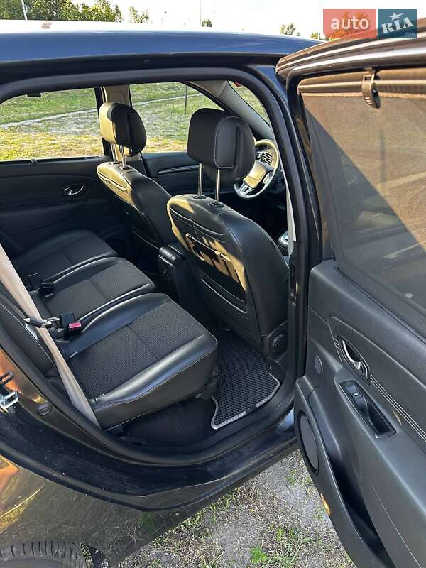Минивэн Renault Scenic 2011 в Киеве