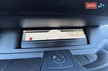 Минивэн Renault Scenic 2010 в 
