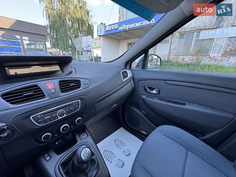 Минивэн Renault Scenic 2010 в Сумах