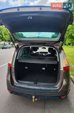 Мінівен Renault Scenic 2010 в 