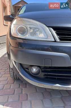 Минивэн Renault Scenic 2007 в 