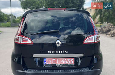 Минивэн Renault Scenic 2011 в 