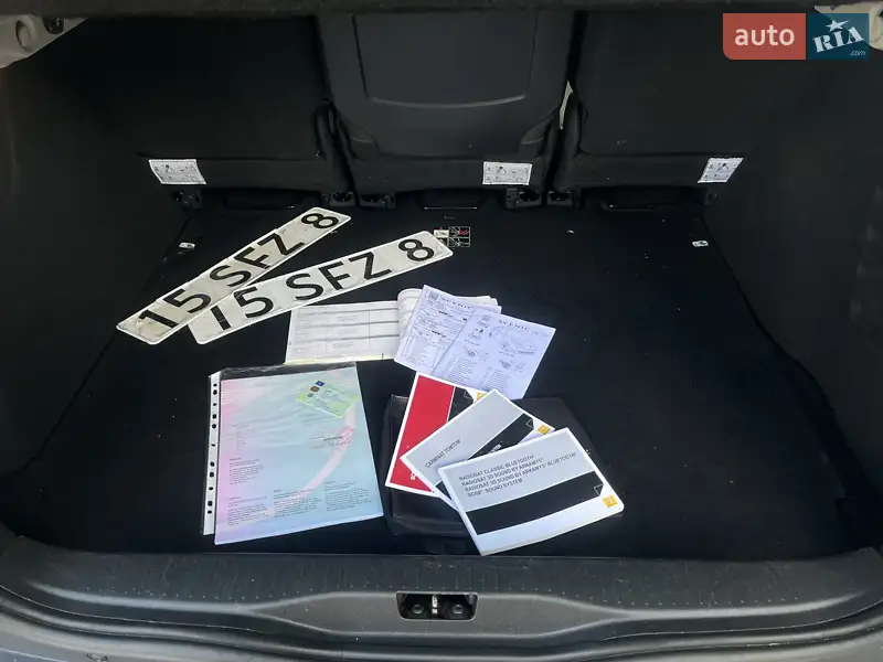 Минивэн Renault Scenic 2011 в Черкассах документ 2 фото Минивэн Renault Scenic 2011 в Черкассах документ