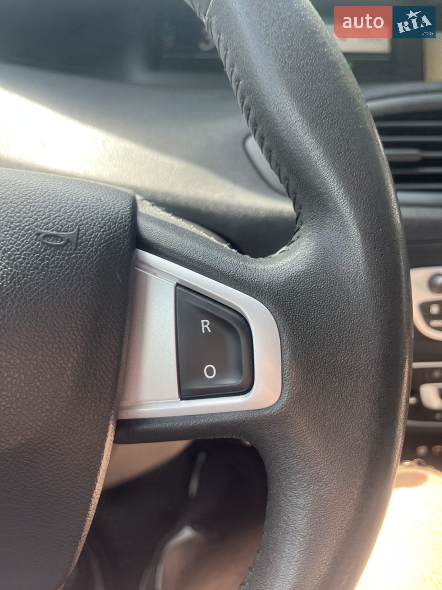 2011 Renault Scenic - мініатюра 76