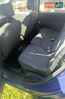 Минивэн Renault Scenic 2010 в 