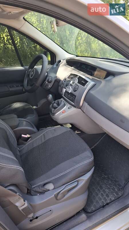 Минивэн Renault Scenic 2007 в Бахмаче
