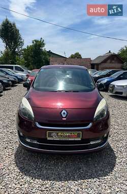 Минивэн Renault Scenic 2012 в 