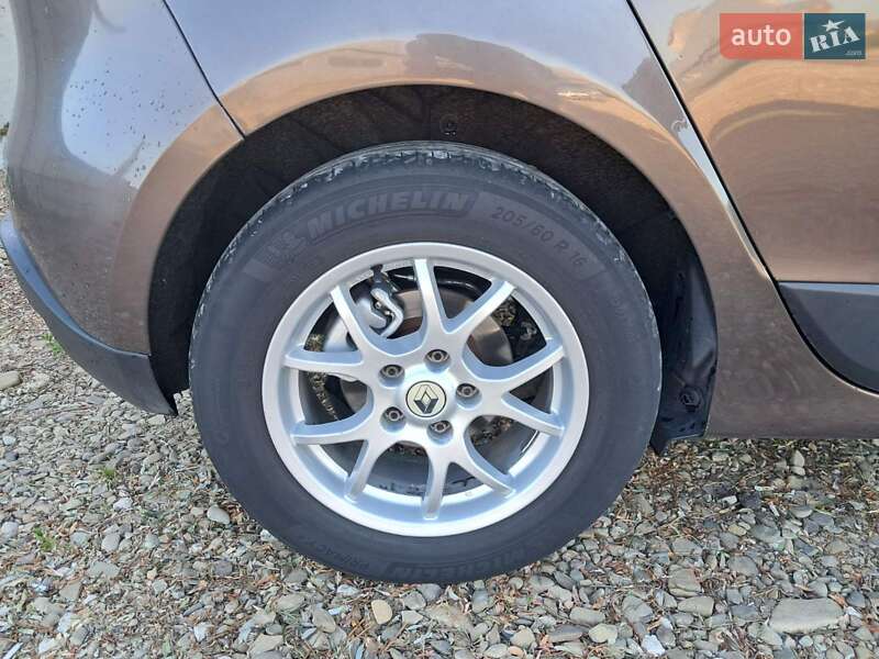 Мінівен Renault Scenic 2012 в Дрогобичі