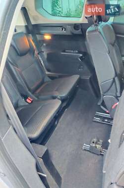 Минивэн Renault Scenic 2019 в 