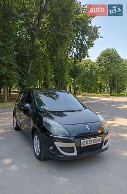 Минивэн Renault Scenic 2009 в Староконстантинове