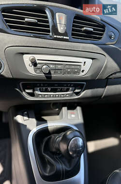 Мінівен Renault Scenic 2012 в 