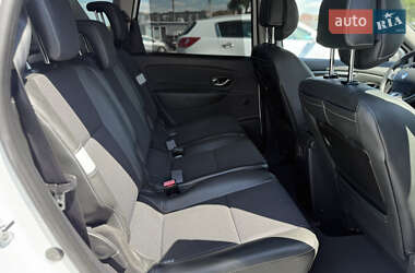 Мінівен Renault Scenic 2012 в 