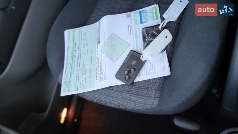 Минивэн Renault Scenic 2006 в Черкассах