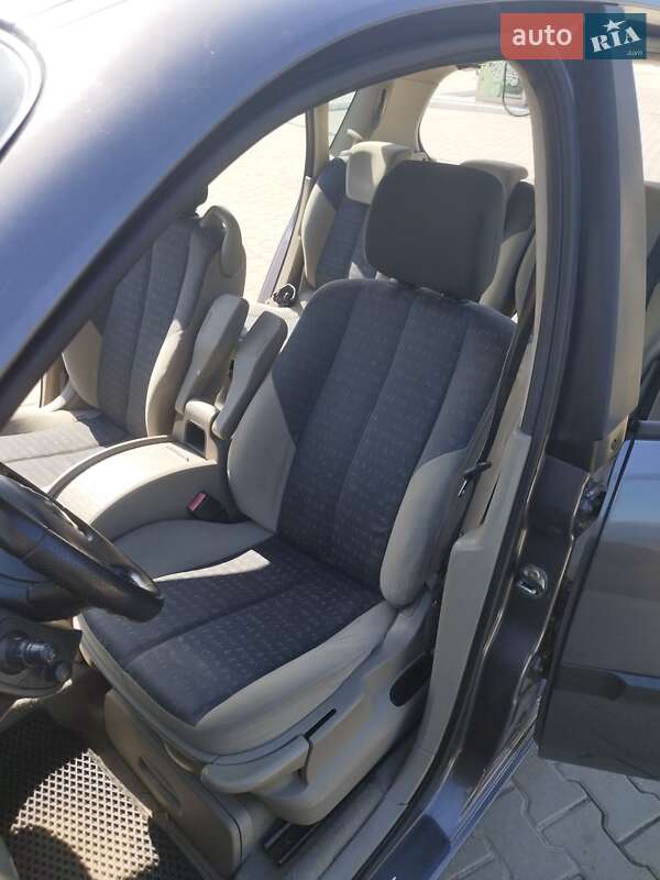 Минивэн Renault Scenic 2003 в Черновцах