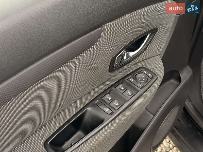 Минивэн Renault Scenic 2012 в Тернополе