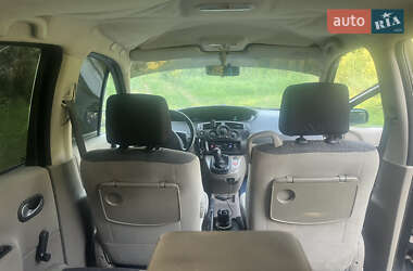 Минивэн Renault Scenic 2004 в 