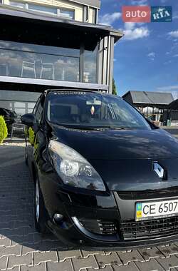 Мінівен Renault Scenic 2011 в 