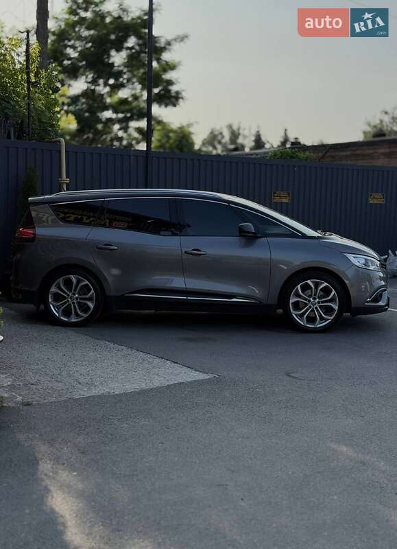 Мінівен Renault Scenic 2017 в Дніпрі