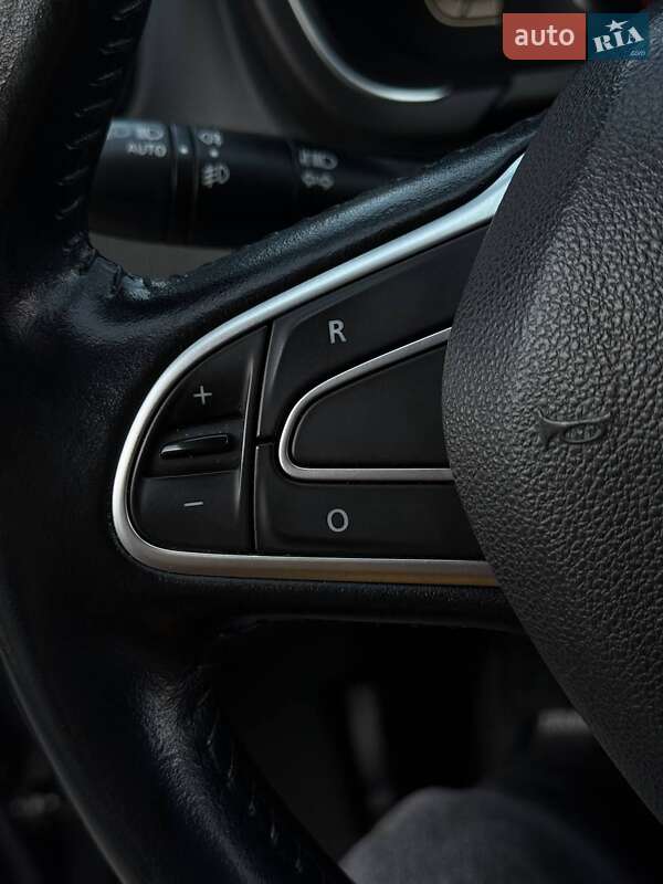 Мінівен Renault Scenic 2017 в Дніпрі