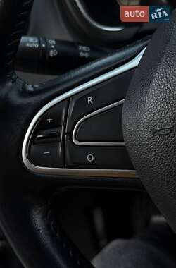 Минивэн Renault Scenic 2017 в 