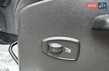 Минивэн Renault Scenic 2011 в 