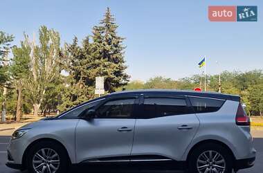 Минивэн Renault Scenic 2017 в 