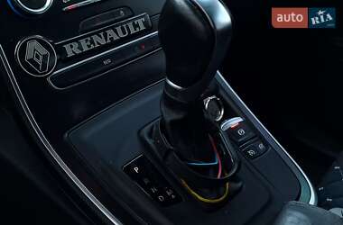 Минивэн Renault Scenic 2017 в 