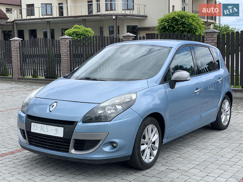 Минивэн Renault Scenic 2010 в Староконстантинове