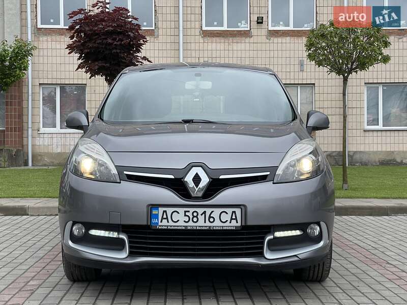 Минивэн Renault Scenic 2014 в 