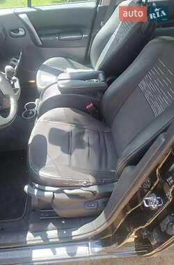 Минивэн Renault Scenic 2008 в 