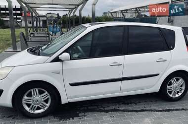 Минивэн Renault Scenic 2004 в 