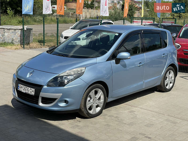 Минивэн Renault Scenic 2011 в Бердичеве