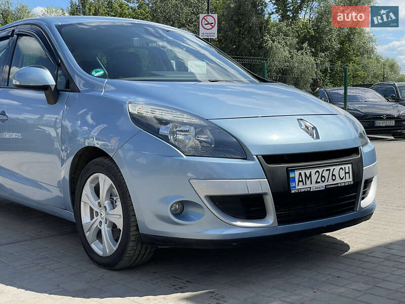 Минивэн Renault Scenic 2011 в Бердичеве