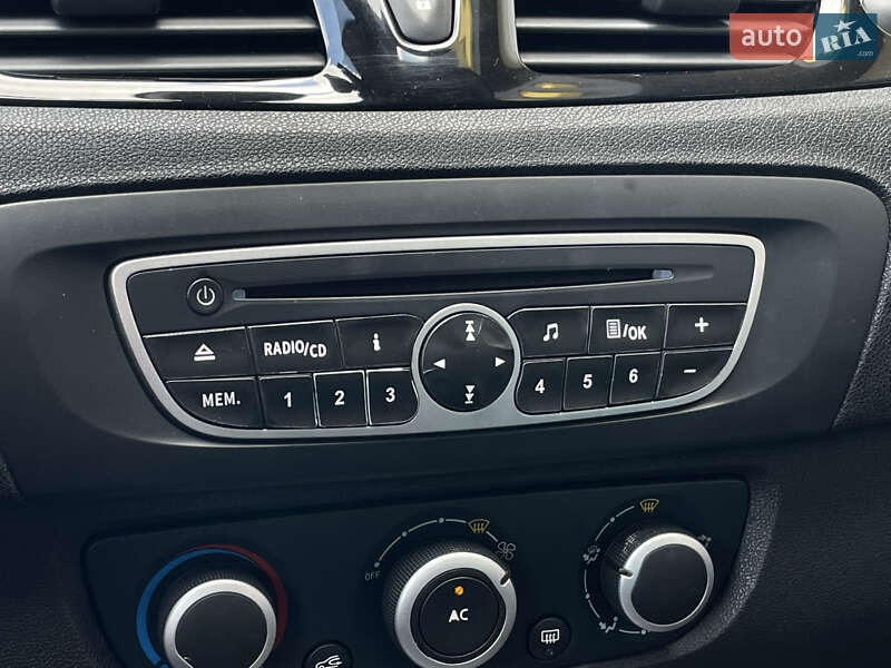 Минивэн Renault Scenic 2011 в Бердичеве